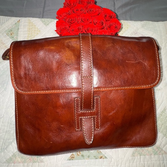 Vera Pelle Handbags - Italian Leather Oversized ‘H’ Crossbody Vera Pelle Made in Italy Cognac Brown